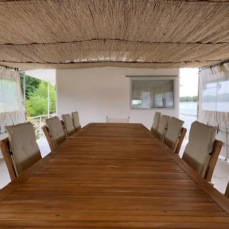 Hausboot Fuenf19 Daire Oestrich-Winkel